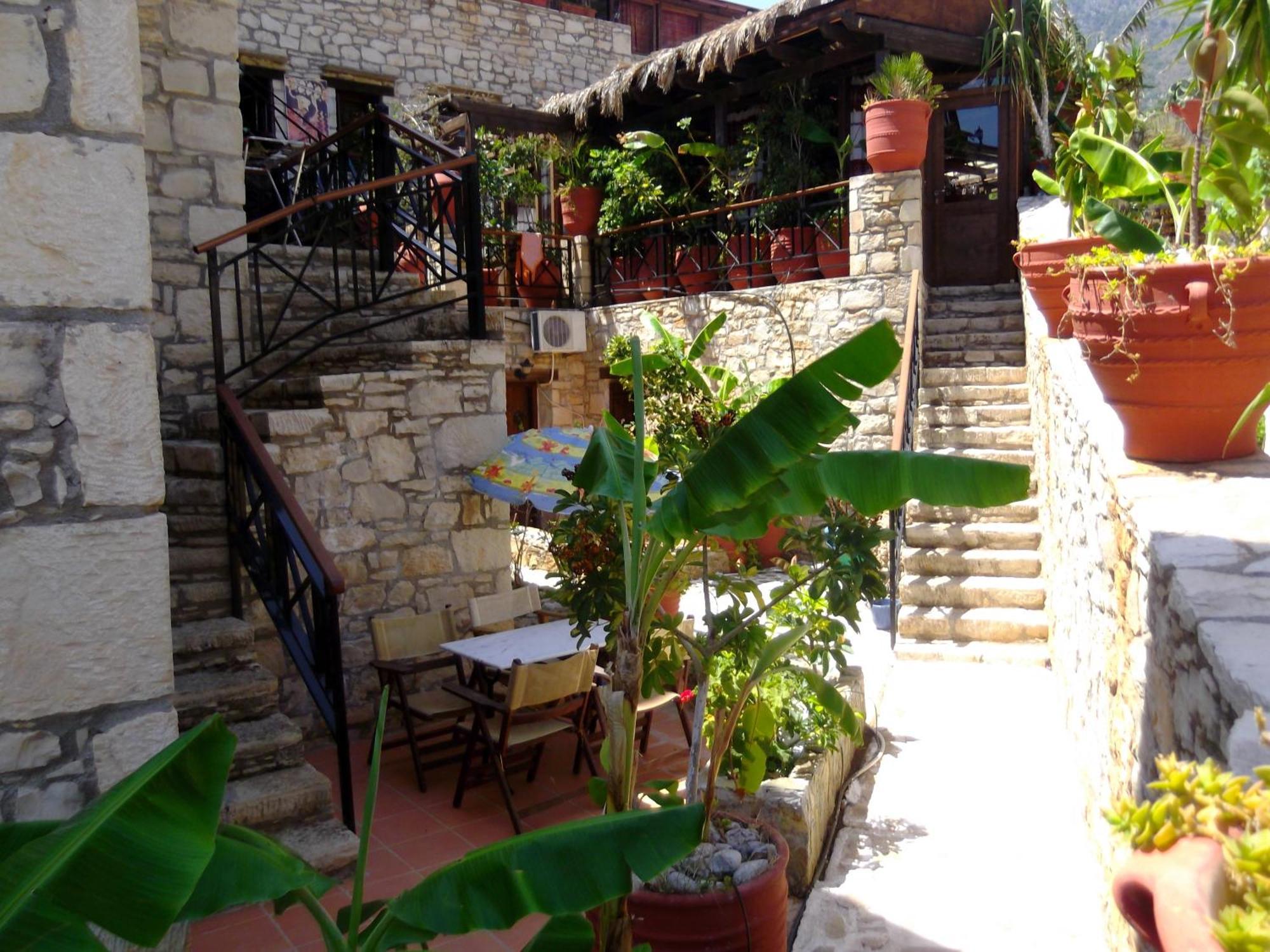 Stone Village Hotel Apartments Bali  Exterior foto