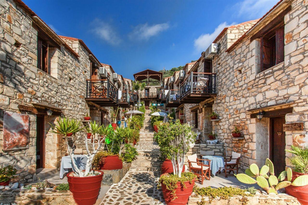 Stone Village Hotel Apartments Bali  Exterior foto